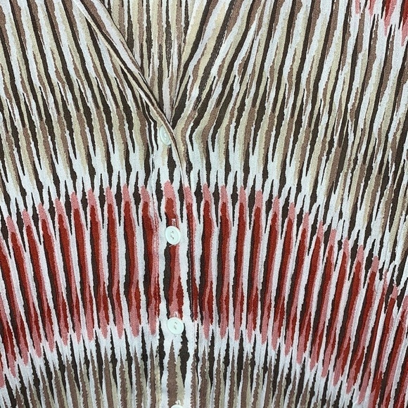 Lane Bryant Boho Accordion Pleat Collared V-Neck Button Down Shirt Size 18 - Picture 3 of 11